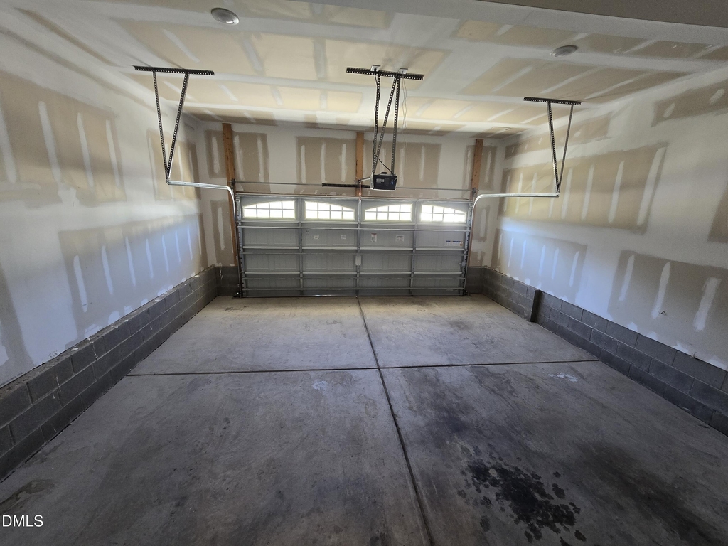 421 Hawkeye Drive - Photo 31