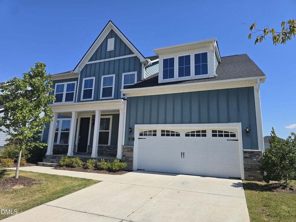 421 Hawkeye Drive - Photo 1