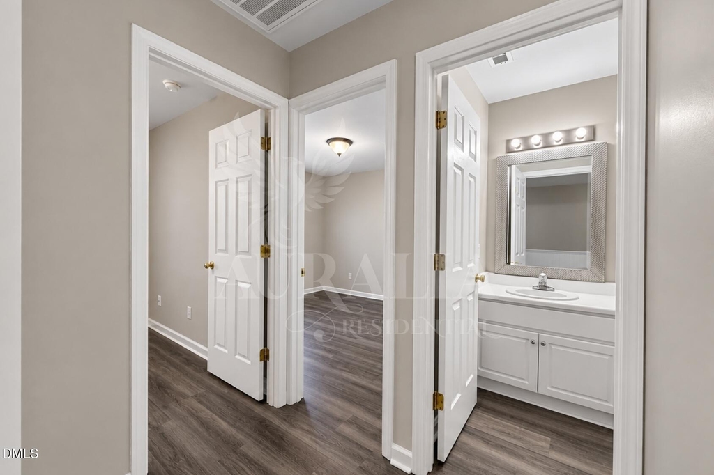 5804 Neuse Wood Drive - Photo 15