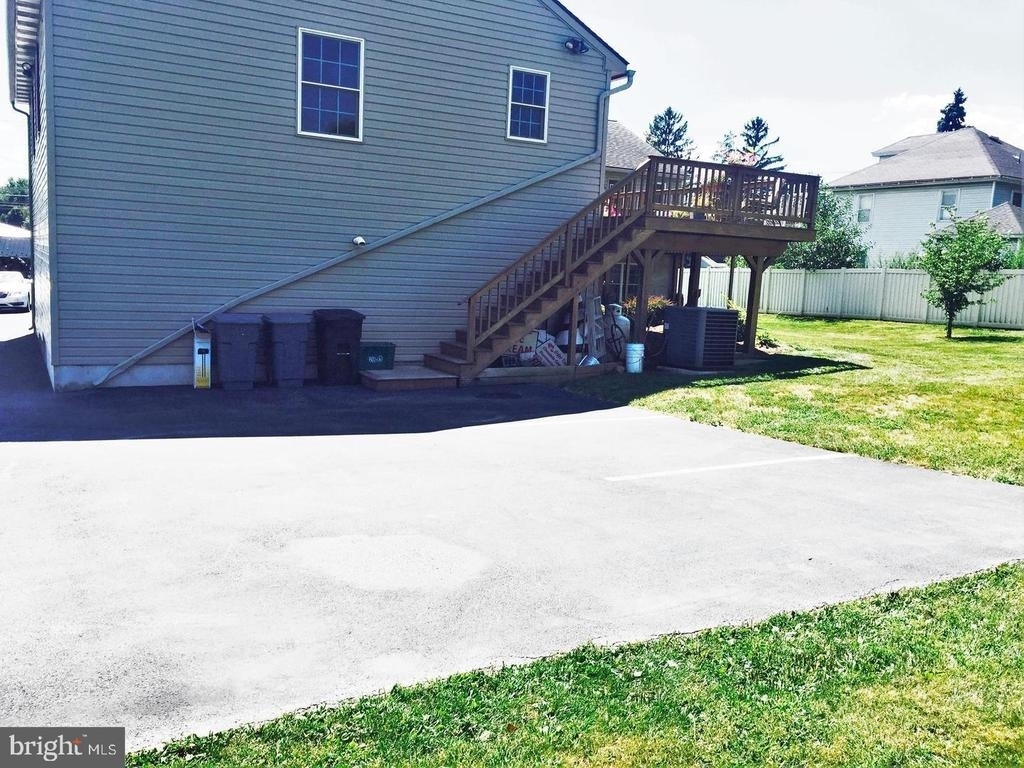3315 E Lincoln Highway E - Photo 1