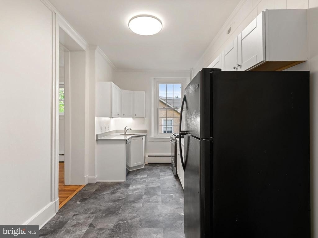 605 W Miner Street - Photo 14
