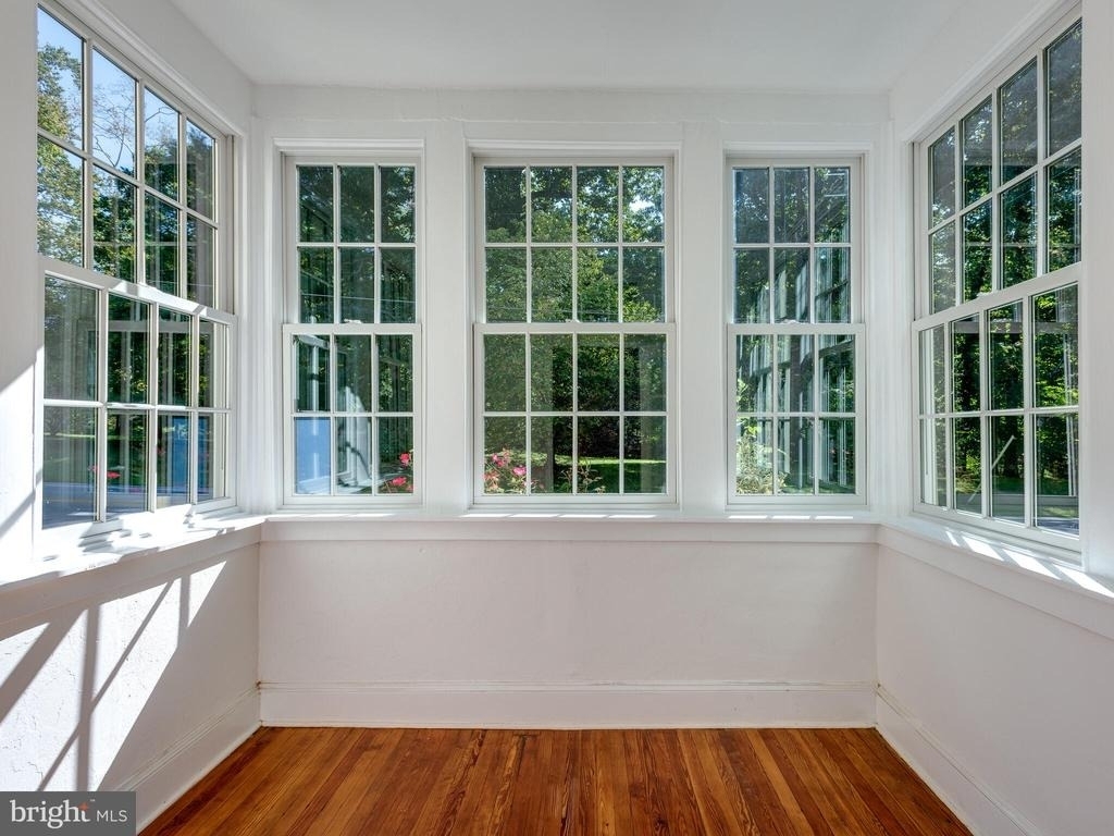 605 W Miner Street - Photo 7