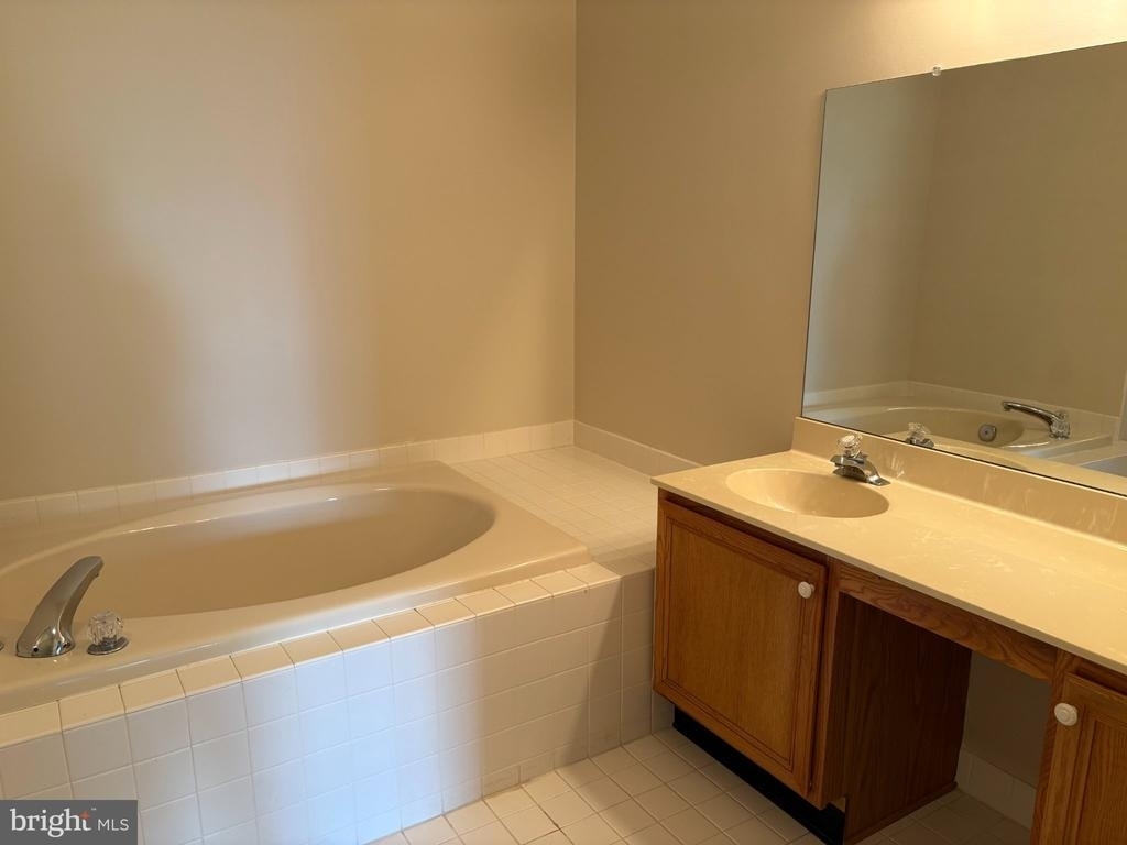 1007 Waterford Road - Photo 13
