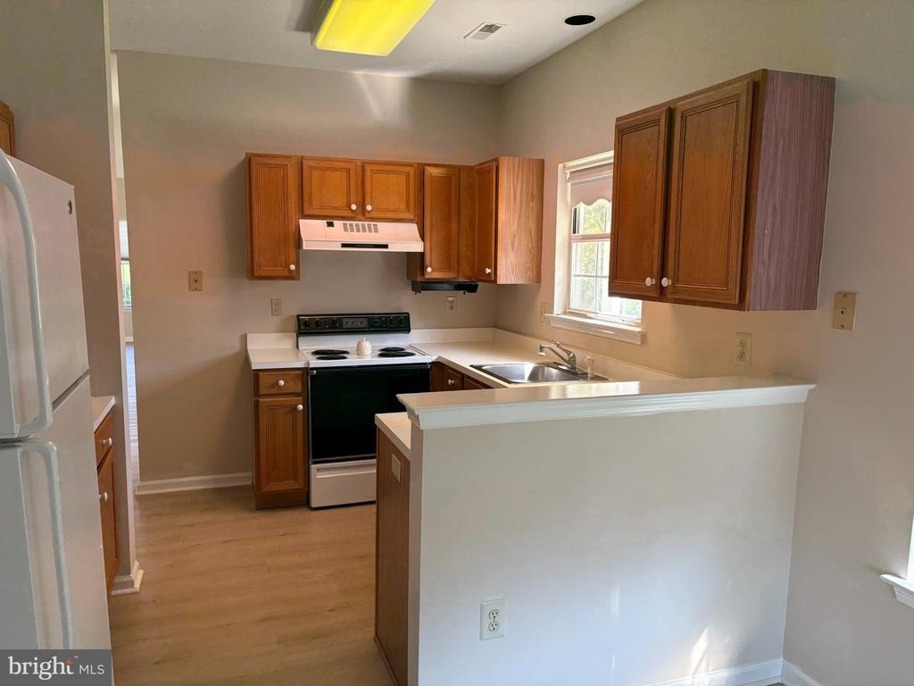 1007 Waterford Road - Photo 6