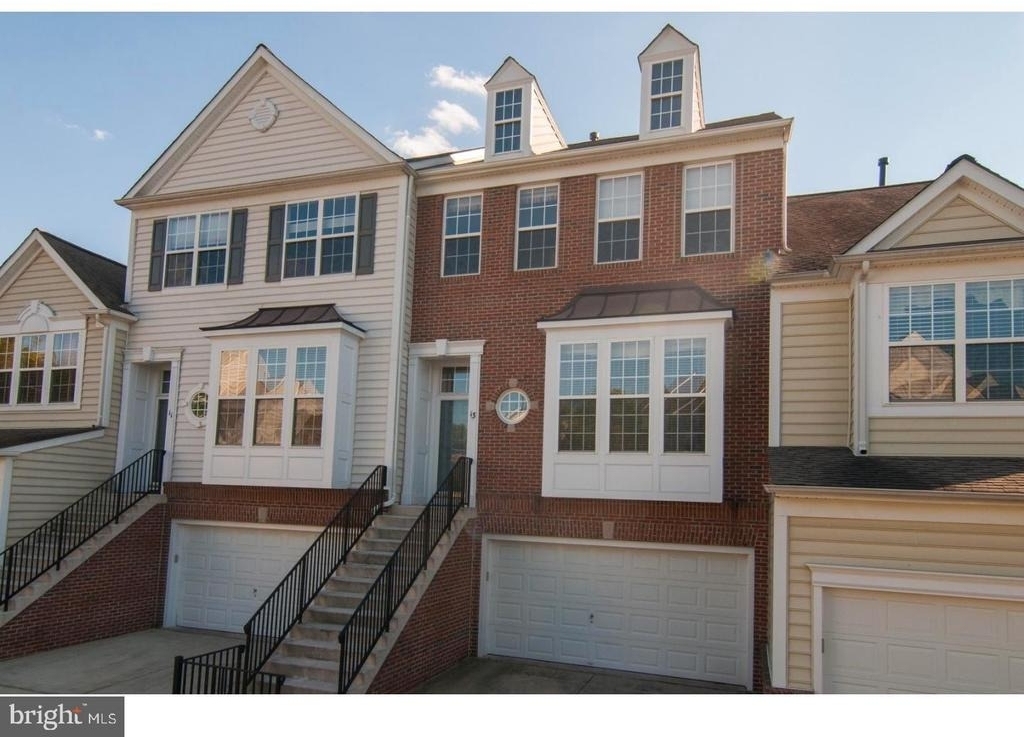 13 Avalon Court - Photo 1