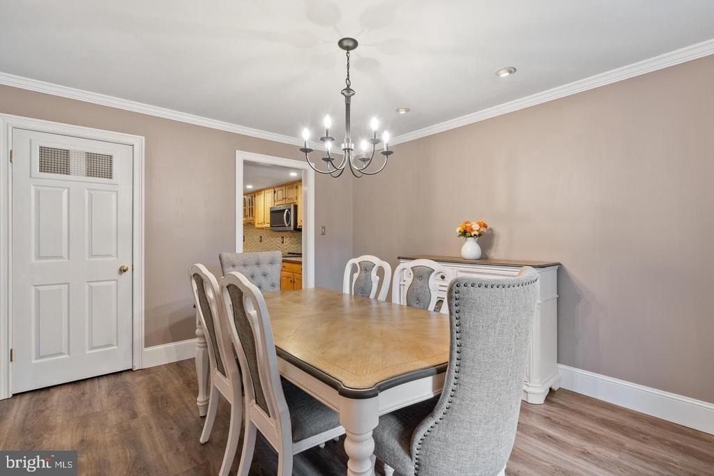 226 Farleigh Court - Photo 6