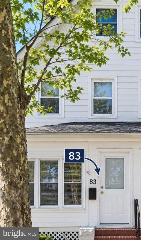83 Chestnut Street - Photo 0