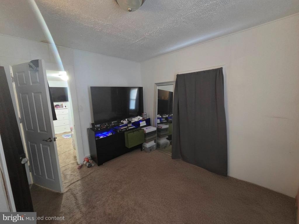83 Chestnut Street - Photo 8