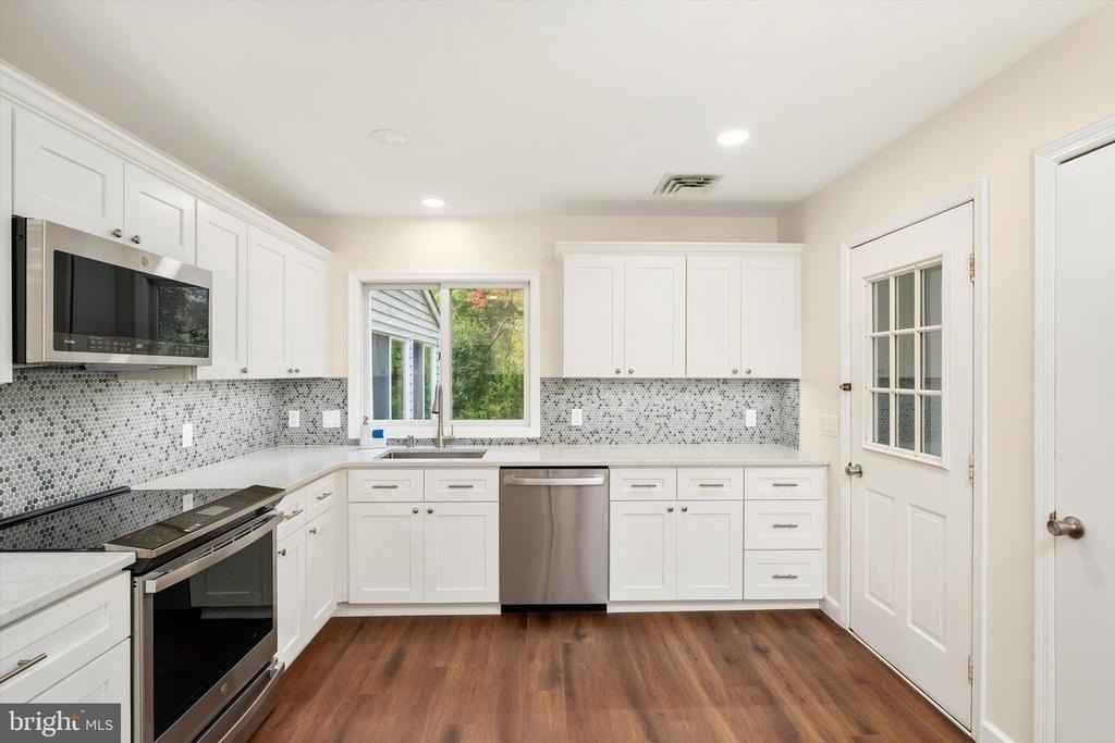 4540 Province Line Road - Photo 12