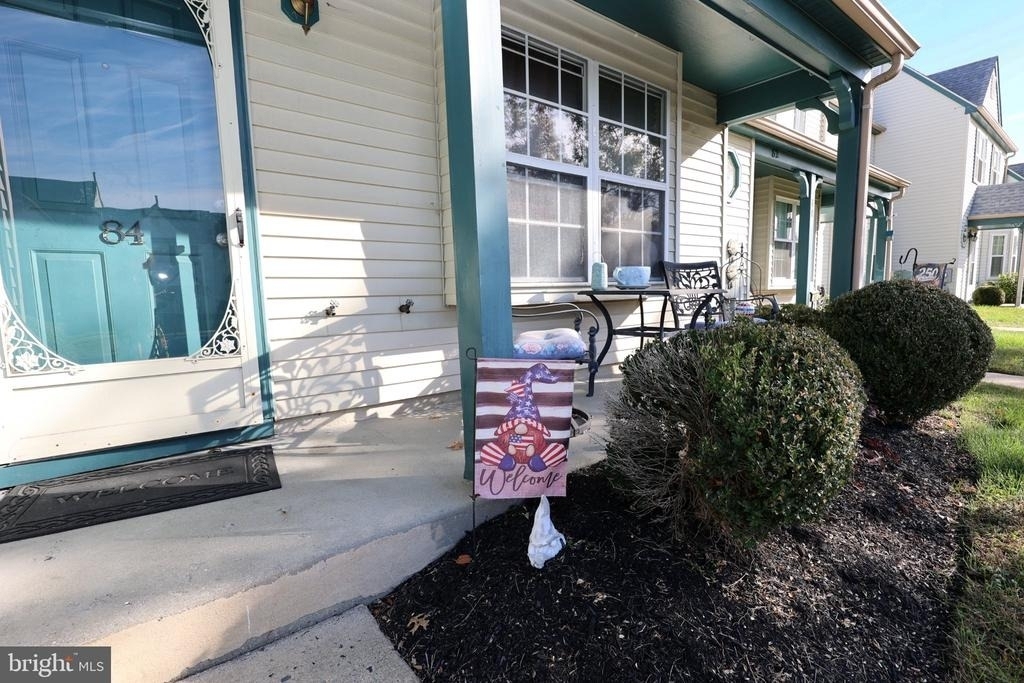 84 Knoll Drive - Photo 3
