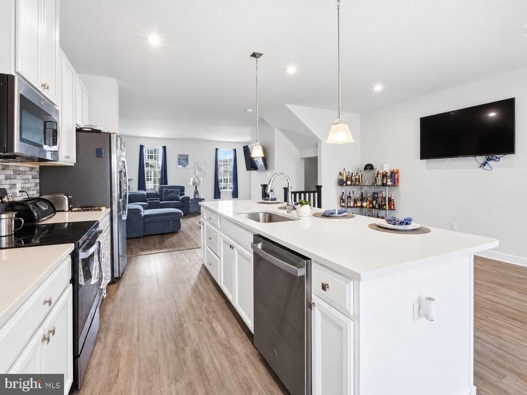 108 Freedom Way - Photo 9