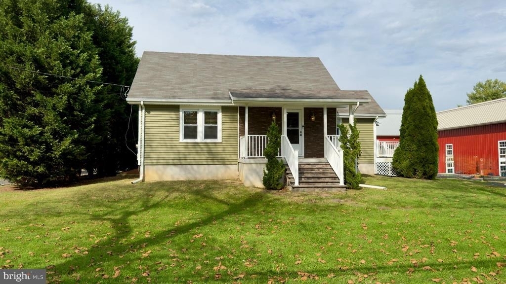 990 Elm Road - Photo 5