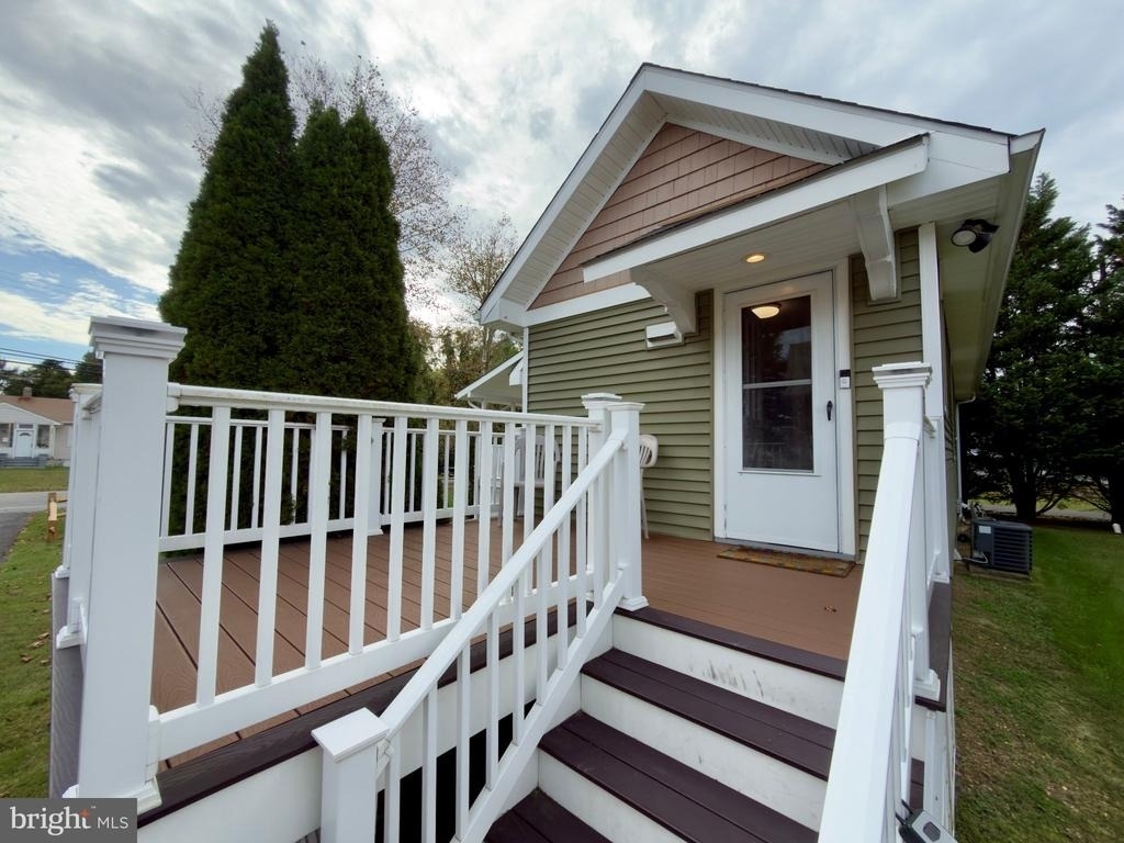 990 Elm Road - Photo 19