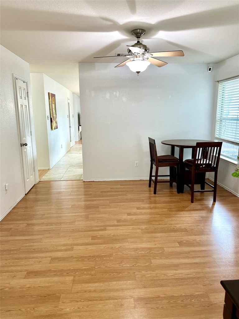 5521 Liberton Ln - Photo 13