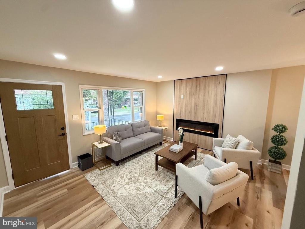 5008 36th Avenue - Photo 6