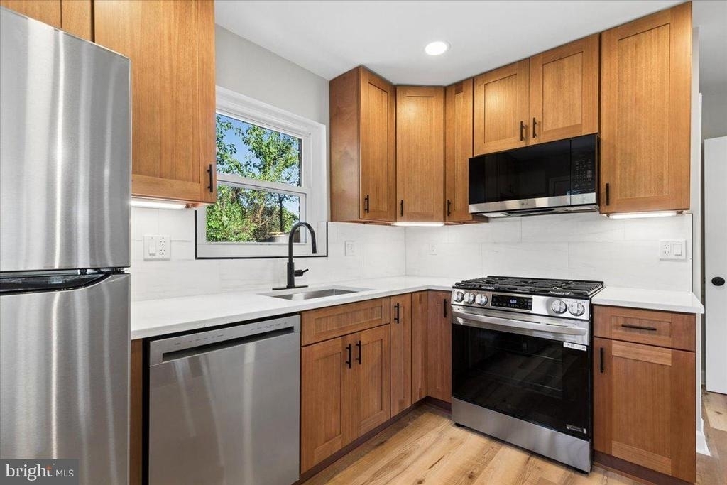 5008 36th Avenue - Photo 27