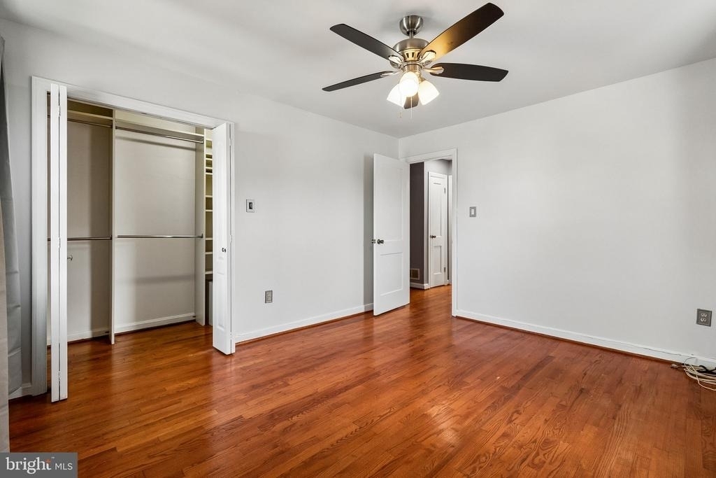 7115 Glenridge Drive - Photo 10