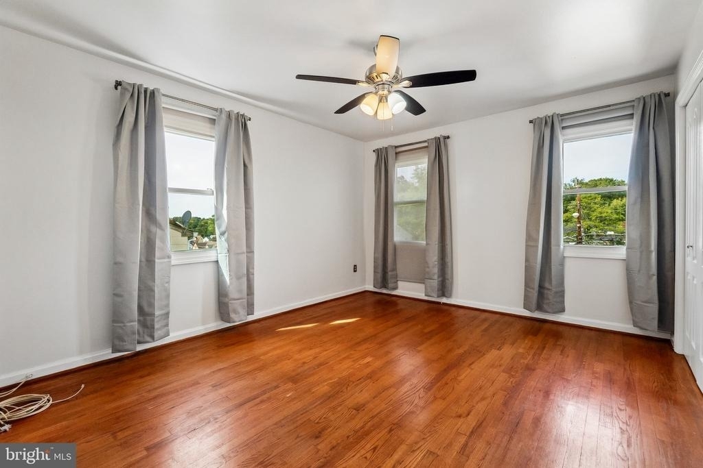 7115 Glenridge Drive - Photo 11