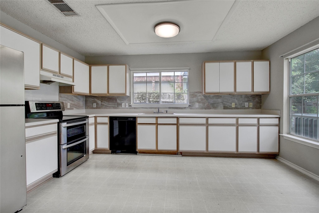 141 Masonwood Dr - Photo 2