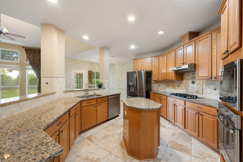 14828 Irondale Dr - Photo 6