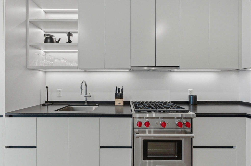 610 Davis St - Photo 4