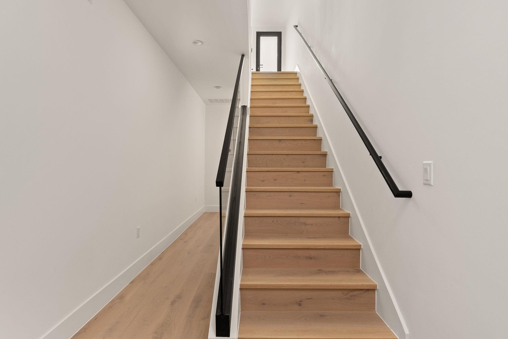 1610 Harveey Dr - Photo 25
