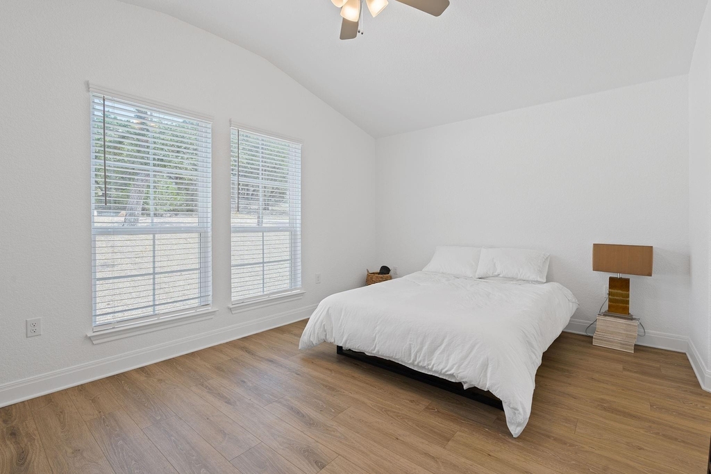 21102 Brewer Ln - Photo 13