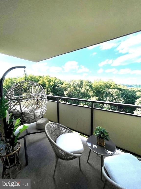 5225 Pooks Hill Road - Photo 37