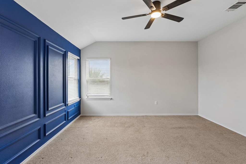 9421 Hunter Ln - Photo 18