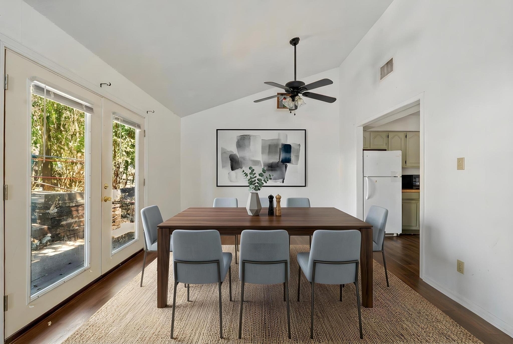 905 Hillyer St - Photo 4