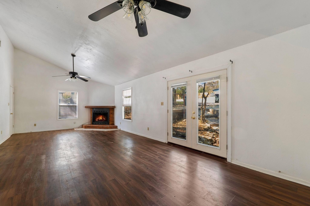 905 Hillyer St - Photo 6