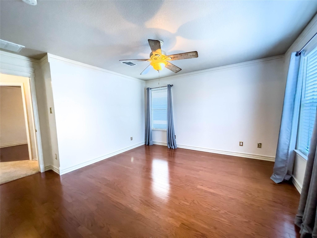 601 Cherry Creek Dr - Photo 15