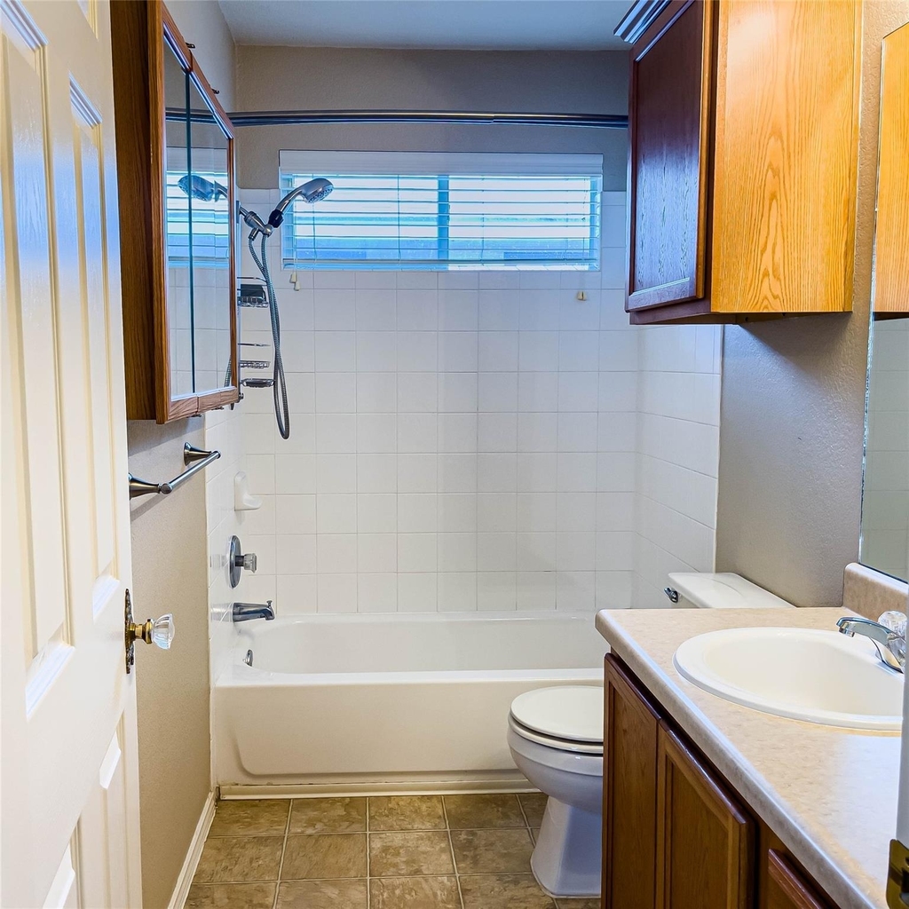 601 Cherry Creek Dr - Photo 23