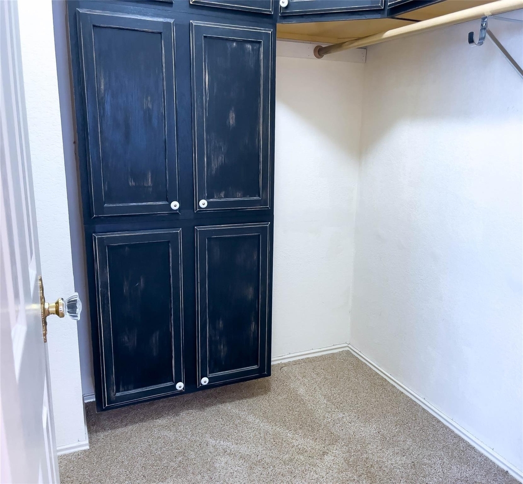 601 Cherry Creek Dr - Photo 21