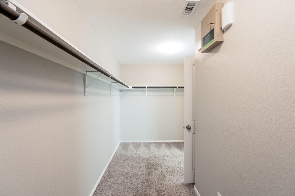 717 Legends Ln - Photo 13