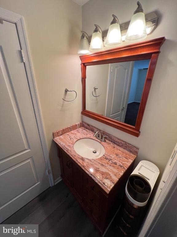 8330 Montgomery Run Road - Photo 17