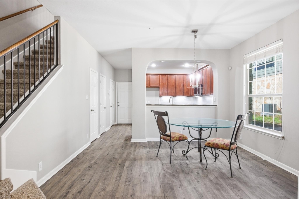 3101 Davis Ln - Photo 6
