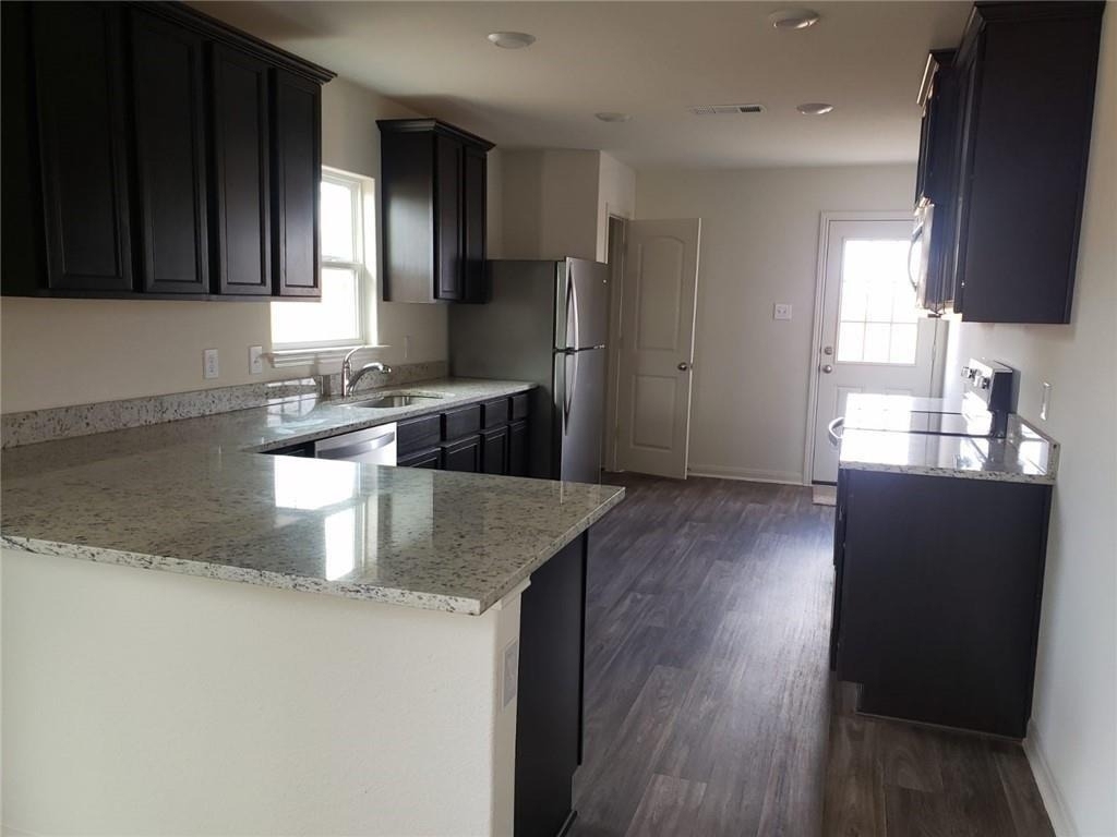101 Brunswick Ln - Photo 3