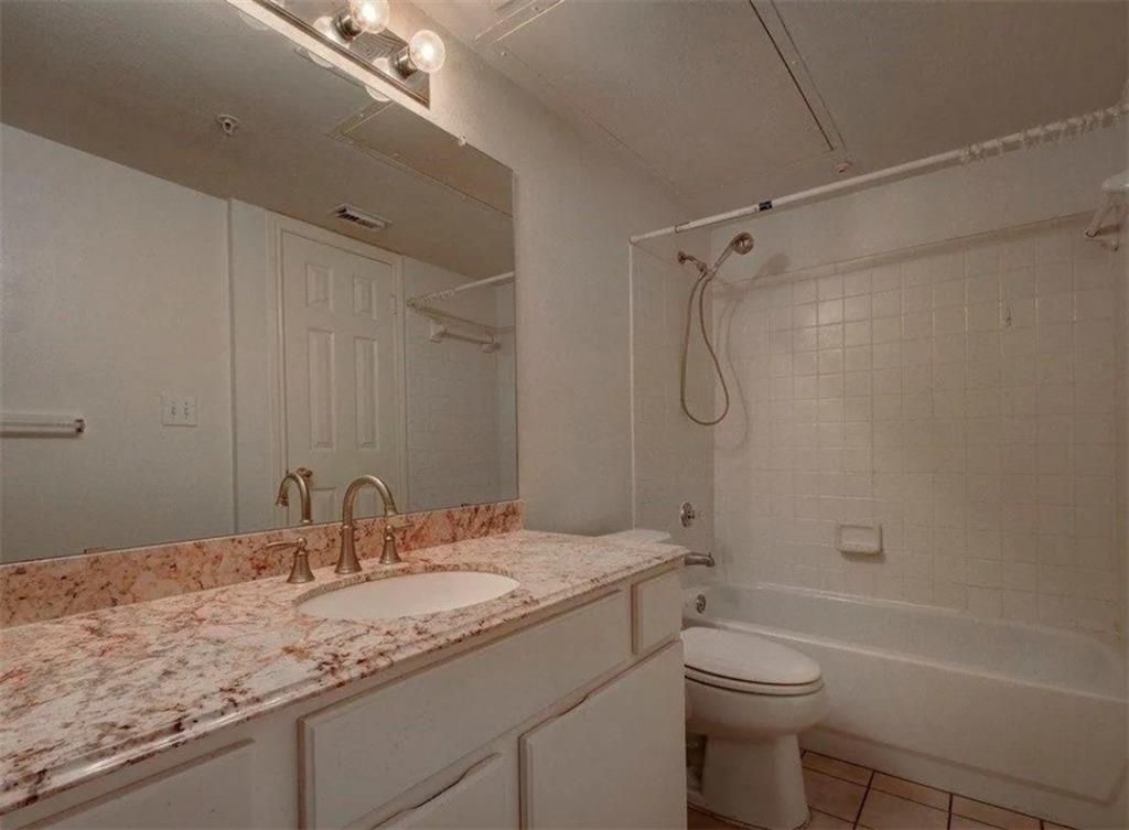 501 W 26th St - Photo 6