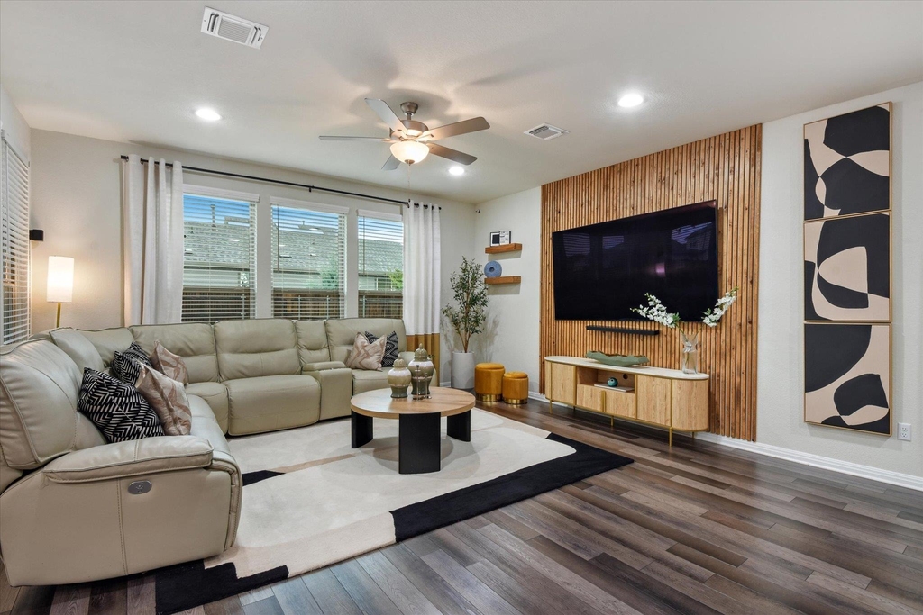 210 Zuma Dr - Photo 5
