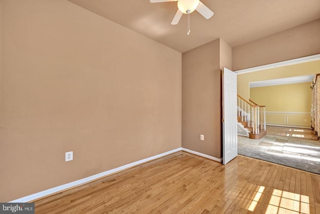 7975 Deepwater View Drive - Photo 13