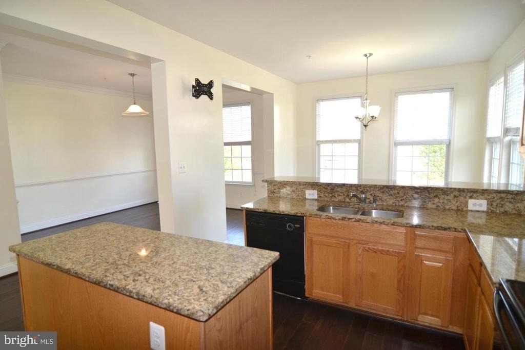 107 Tall Grass Lane - Photo 18