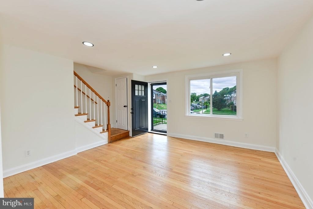 1247 Linkside Drive - Photo 5