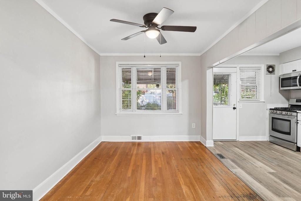 1716 Redwood Avenue - Photo 9