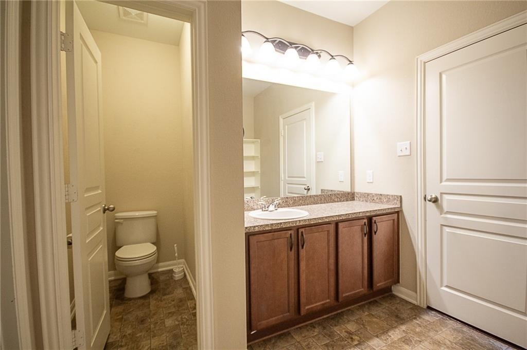 3224 Stirrat St - Photo 6