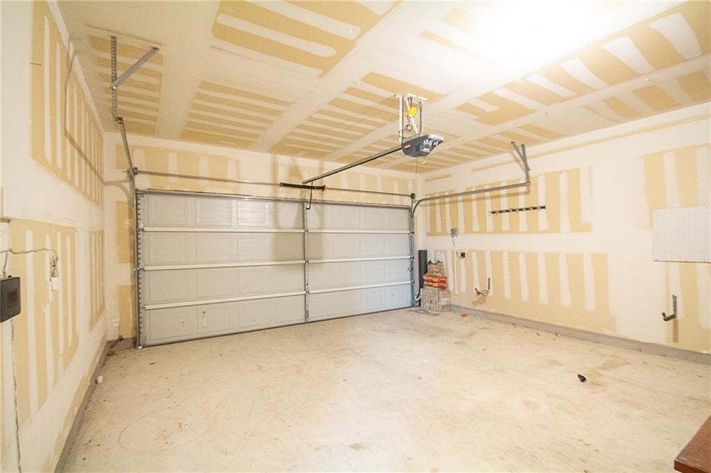 3224 Stirrat St - Photo 16