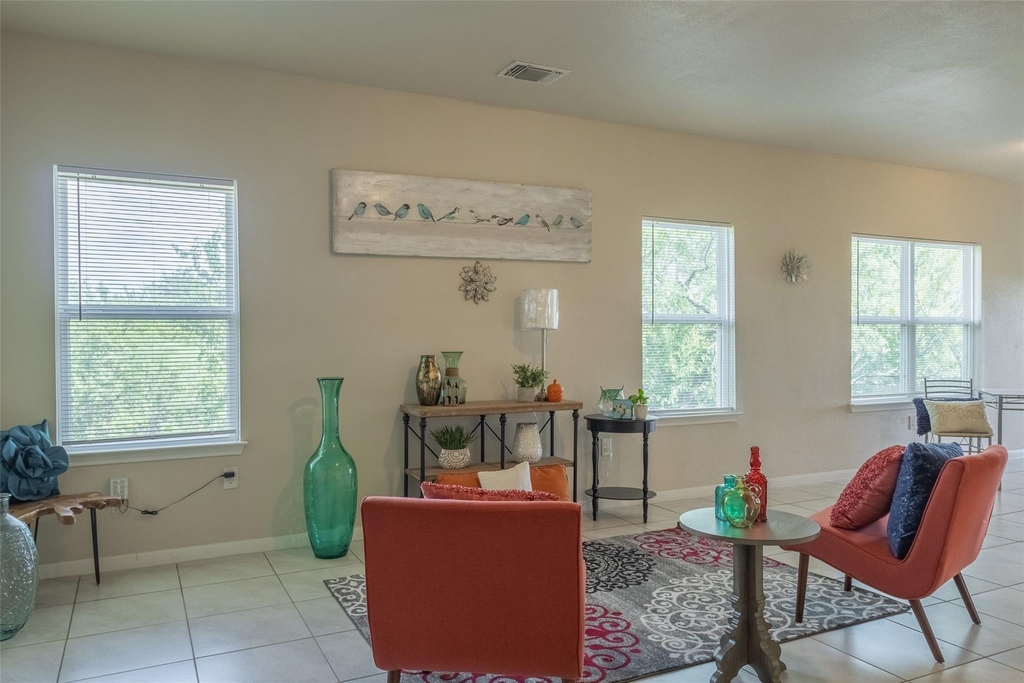 7225 Ranchito Dr. - Photo 4