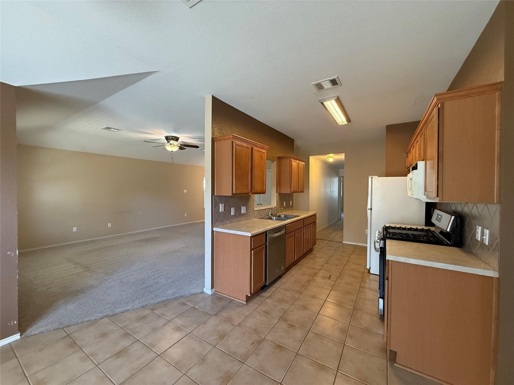 2312 Pearson Way - Photo 9