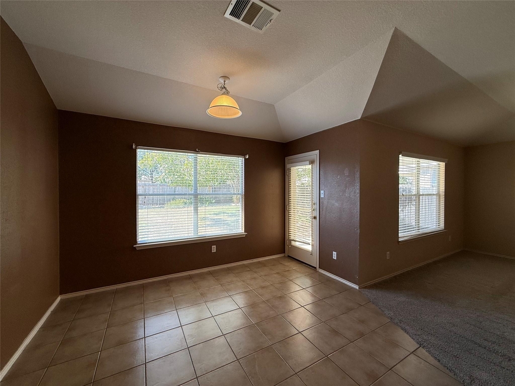 2312 Pearson Way - Photo 8