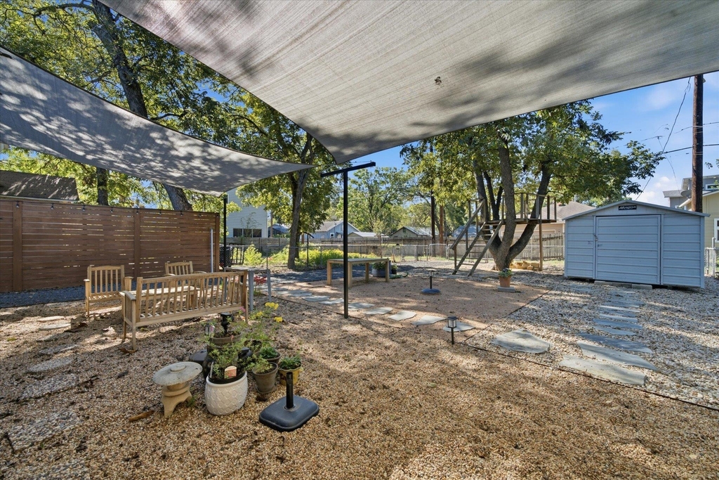 2407 Willow St - Photo 19